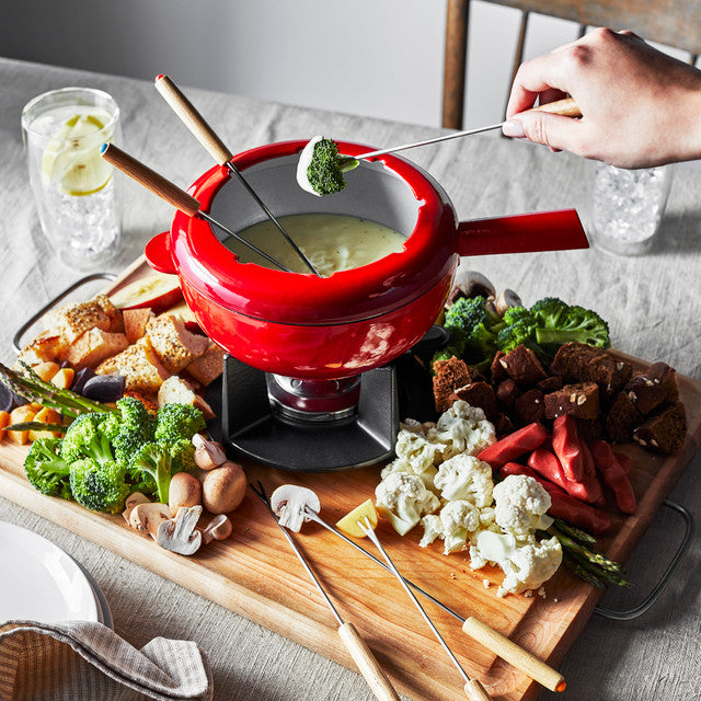 ZWILLING Cookware Specialties 8-inch Fondue Pot with 6 Forks