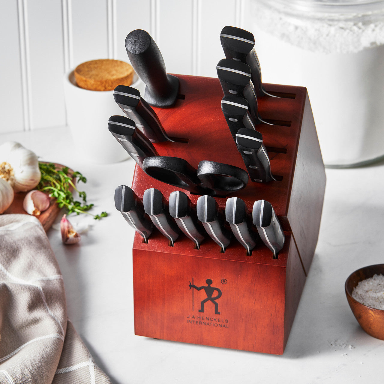 Henckels Dynamic 18-pc Knife Block Set
