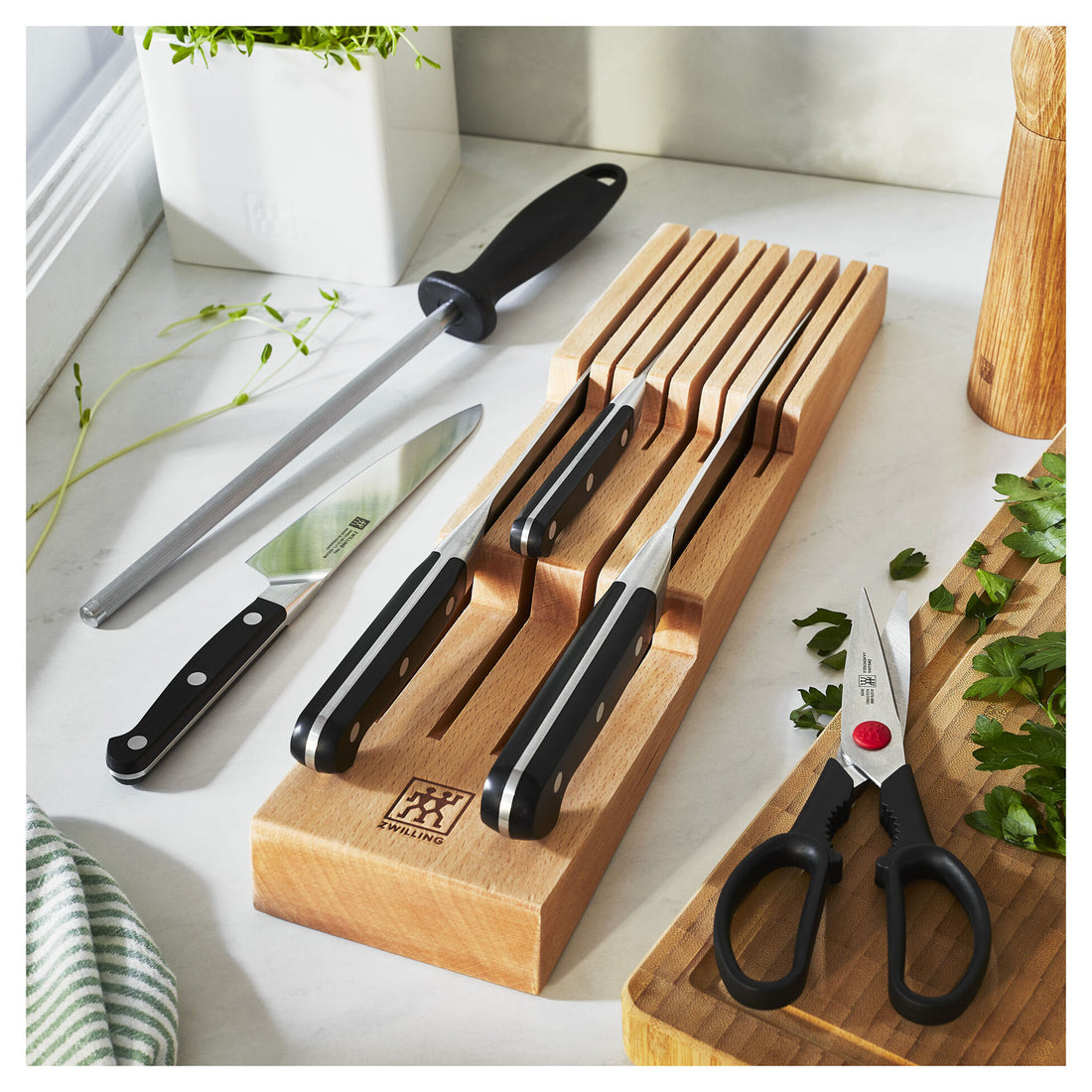 ZWILLING Pro 7-pc Block Set w/ Beechwood In-Drawer Knife Tray
