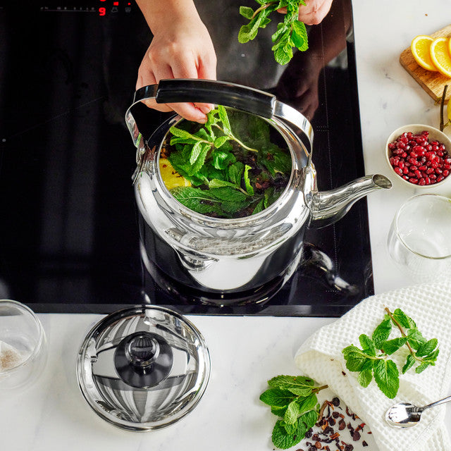 Demeyere Resto 4.2-qt Stainless Steel Tea Kettle