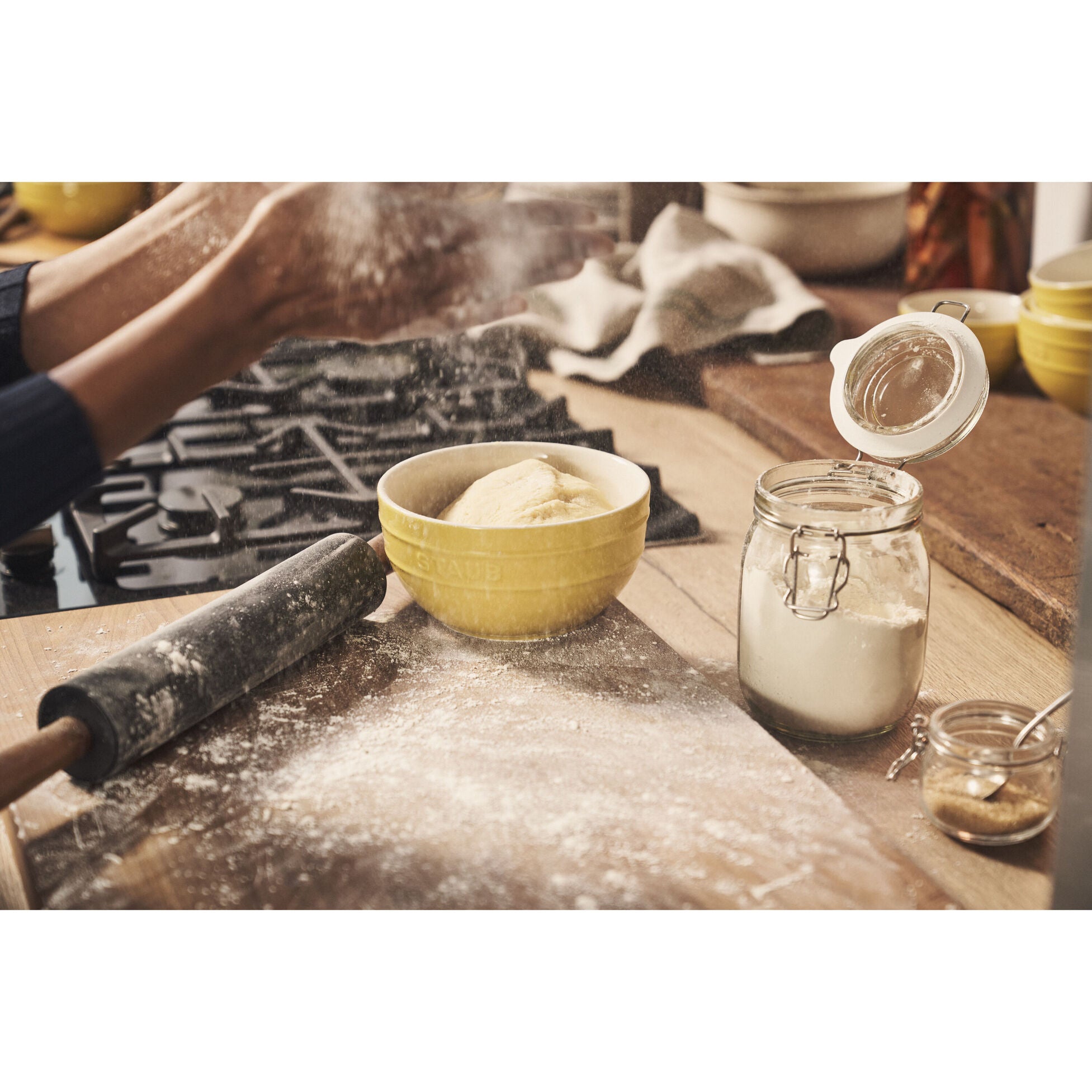 Staub Stoneware 2-pc Large Universal Bowl Set (6.5-inch/1.25-qt) - Citron